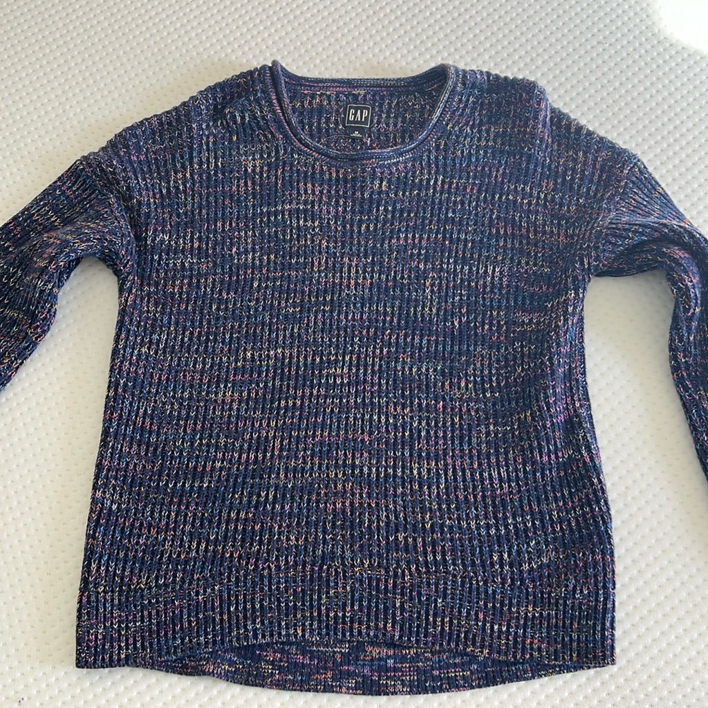 Gap- Sweater